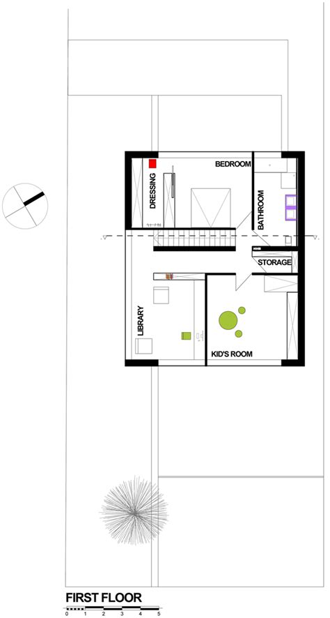 As you enter, wide entrance foyer, stemming into an open plan dining room, large kitchen, pantry and on the second floor expect to find 3 bedrooms (one twin bedroom); World of Architecture: Black On White House by Parasite Studio