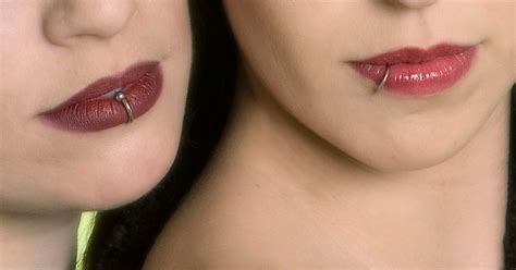 Labret Piercing Fakten Zur Lippen Verzierung