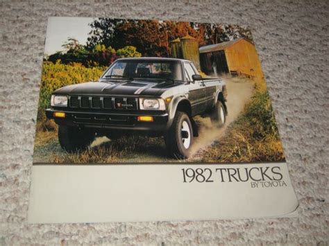 Original 1982 Toyota Trucks Sales Brochure Big Vintage Ebay
