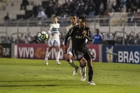 Bahia e jacuipense se enfrentam neste domingo (02), às 16h (de brasília), no estádio de pituaçu, em salvador, pela quarta rodada do campeonato baiano. Ponte Preta massacra Coritiba, viabiliza reabilitação e dá ...