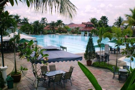 Tropicana had been hit hard in october when more than 20 of its employees living in the workers dormitories were infected by. Tropicana Golf & Country Resort For Sale In Tropicana ...