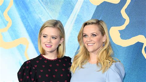 Reese Witherspoon Doesnt See Resemblance Between Herself Daughter Ava Glamour Uk