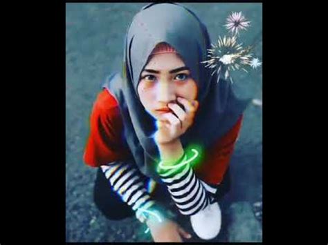 Gambar meme cewek berjilbab cantik itu gak harus putih tapi. Foto Cewek2 Cantik Lucu Berhijab Untuk Quotes - Bingung ...