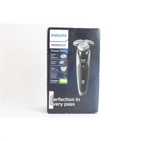 Philips Shaver 9100 Property Room