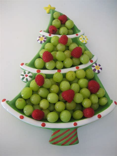 We've come up with ten christmastime birthday party ideas that embrace the winter weather and holiday spirit. Happy Birthday Jesus Party - Happy Home Fairy