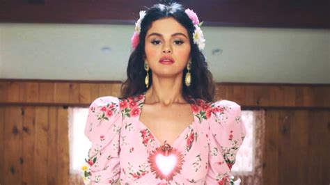 Watch Selena Gomez Sing In Spanish In ‘de Una Vez Music Video