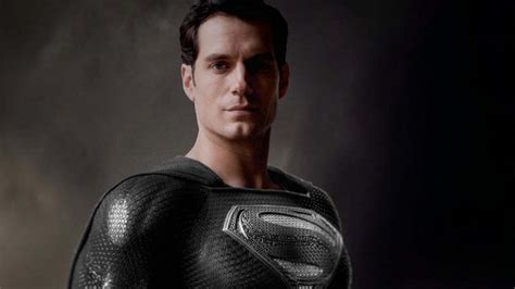 So much thing make sense, assuming all that as legit. Zack Snyder Reveals Henry Cavill in Snyder Cut Black ...