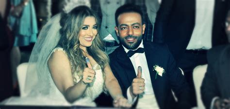 رامي عاشور وفي وسط الناس. المصري لايت / |شاهد| زوجة تامر عاشور تغني «من حبي فيك يا ...