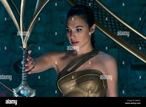 Wonder Woman 2017 Gal Gadot Patty Jenkins Dir Warner Brosmoviestore Collection Ltd Stock