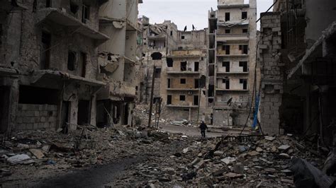 Displaced Syrians Return Home To Ruins Of East Aleppo Bbc News
