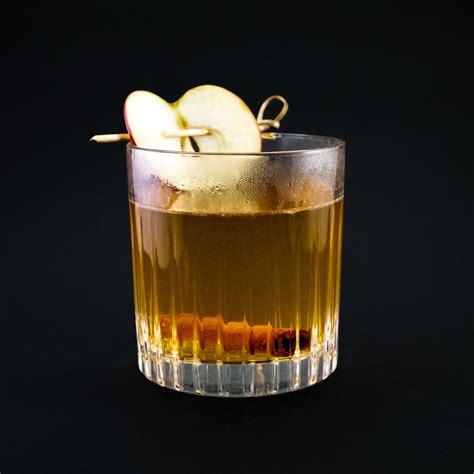 Hot Apple Xanté Drink Recept På Goda Drinkar Drinkoteket