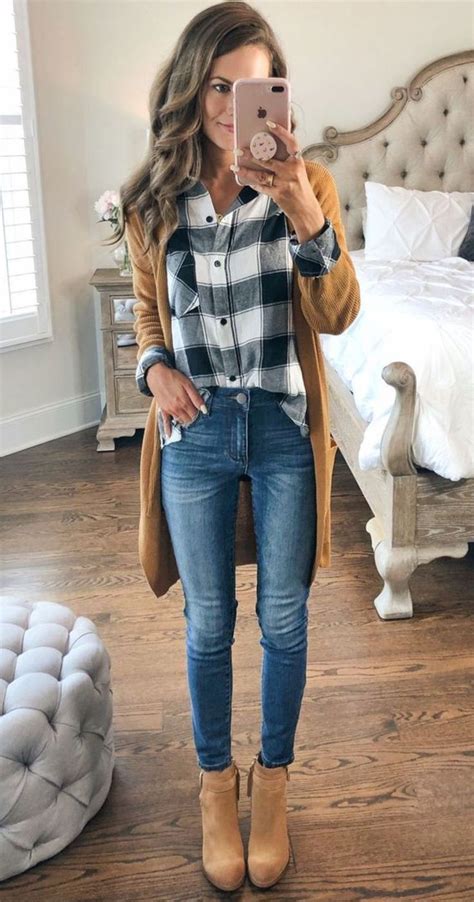 Wedge Heel Ankle Boots Casual Fall Outfit With Jeans