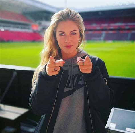 Hollandalı Güzel Kadın Futbolcu Anouk Hoogendijk Son Dakika Spor