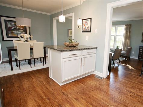 This modern house has also climatic passive measures. Split Level-opened wall from dining into kitchen and added ...