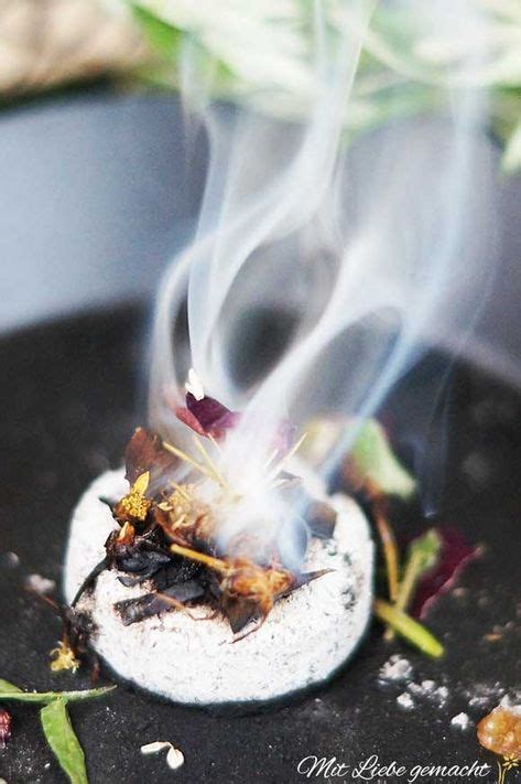 Da bietet es sich an sich einen kranz aus blumen zu binden und diesen zu midsommar im haar zu tragen. 240 Altes wissen-Ideen in 2021 | altes wissen, heilkräuter ...