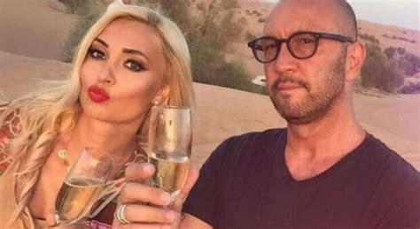 Il primo amore famoso di marina perzy è stato mario lavezzi: Zenga divorzia dalla moglie: «Dopo 14 anni di matrimonio ...