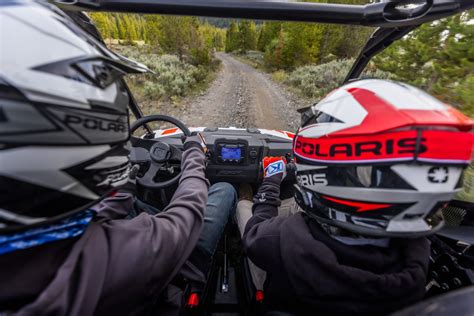 2022 Polaris RZR 200 EFI Is Ready to Turn Your Kid into an Explorer