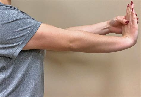 5 Forearm Stretches For Wrist And Elbow Pain Relief Youaligned