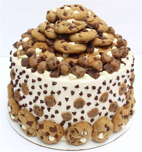 Ultimate Chocolate Chip Cookie Dough Cake Chelsweets