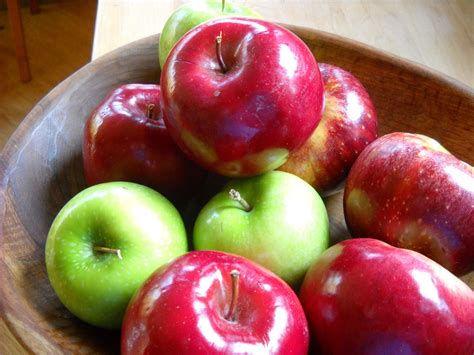 School of Eating Good: Apples