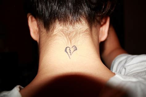 A broken heart tattoo has a really deep and emotional meaning. Broken Heart Tattoo Designs | Girl Gloss