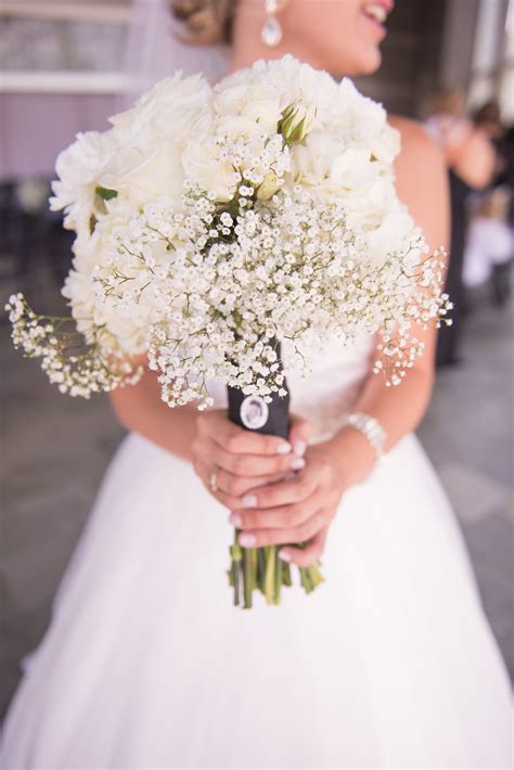 White Rose And Babys Breath Bouquet