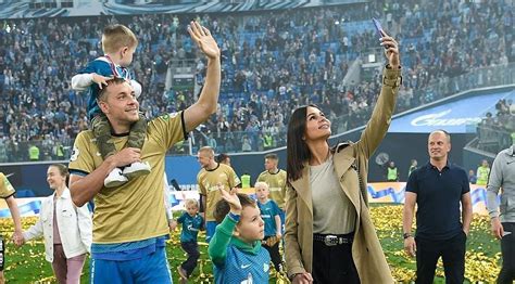 The official page artem dzyuba footbal player russian national football team and zenit fc player #22. Кристина Дзюба (Орлова) - жена российского футболиста ...