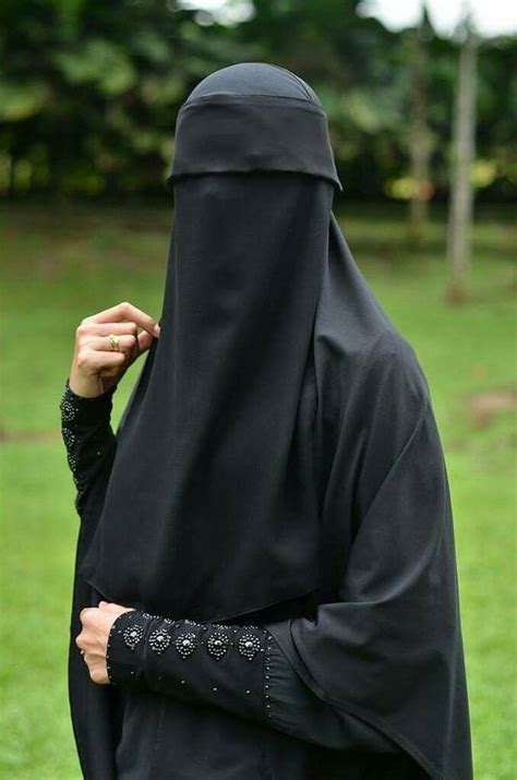 Modest Outfits Modest Clothing Syari Hijab Islam Women Burka Traditional Attire Beautiful