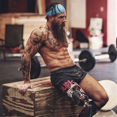Pin By Anja Richards On Gym Wall Bearded Tattooed Men Awesome Beards