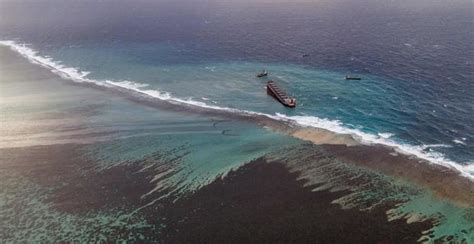 Mauritius Races To Clean Up Tons Of Oil As Damaged Ship Is At Risk Of