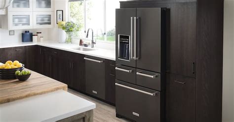 Why should you choose only the best one? Black Stainless Steel Scrach Fixer - How To Clean And ...