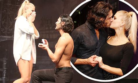 Strictly Pro Graziano Di Prima Proposes To Girlfriend Giada Lini Live Onstage Daily Mail Online