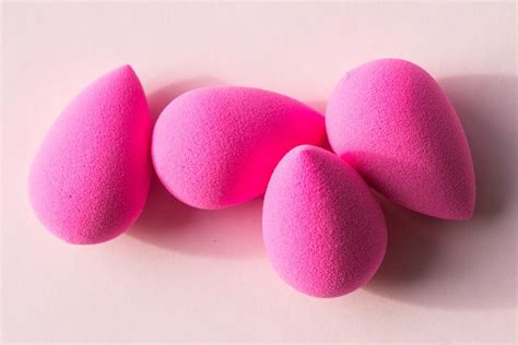 5 Weird But Effective Ways To Clean Your Beauty Blender