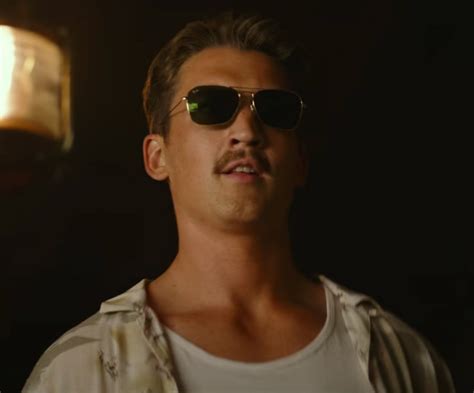 Sunglasses Miles Teller In Top Gun Maverick