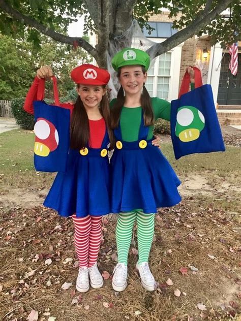 30 cutest siblings halloween costumes for your halloween siblingsgoals e… sibling halloween