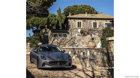 Maserati GranTurismo Folgore Color Copper Glance Front Caricos