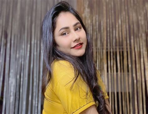 Bhojpuri Actress Priyanka Pandit S Private Video Goes Viral The