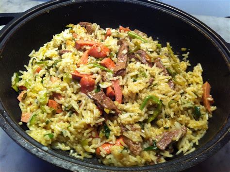 Unire l'acqua e il latte speziato e aggiustare di sale. COOKING PASSION : Riso al curry con straccetti di manzo e ...