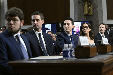 Zuckerberg Apologizes To Families Of Kids Harmed Online As Senate