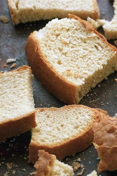 19 Clever And Delicious Leftover Bread Recipes