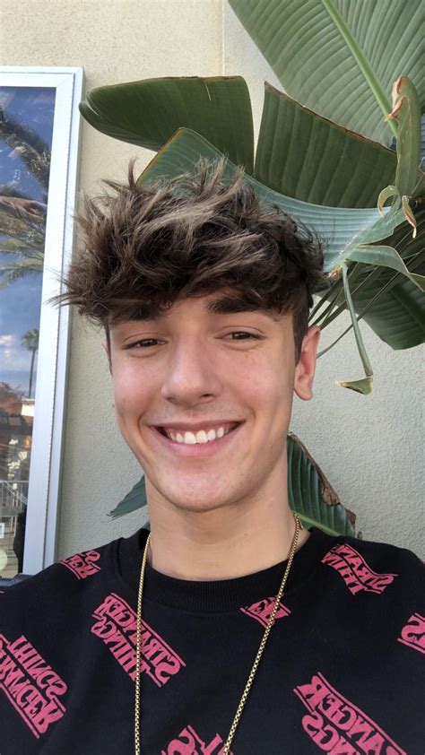 Bryce Hall Tiktok Sway House Youtube Outfit Smile Hair Handsome