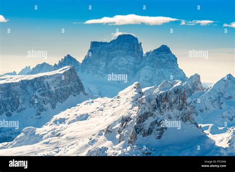 Lagazuoi Refuge High Resolution Stock Photography And Images Alamy