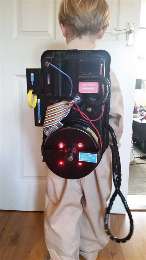 Ghostbusters Proton Pack For My 5 Year Old Imgur Ghostbusters Proton Pack Proton Pack