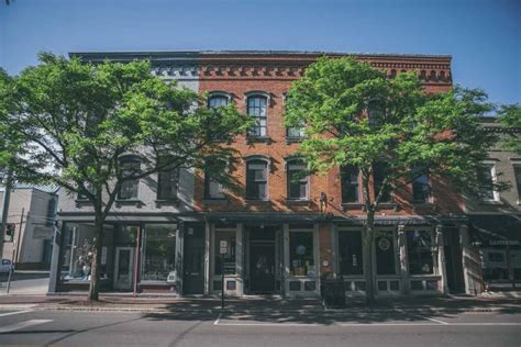 Best Things To Do In Corning New York Travel Guide Bobo And Chichi