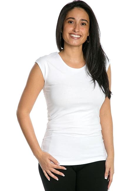 The 3 Best Womens White Tees