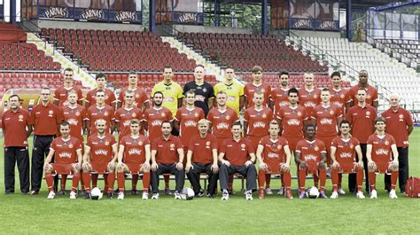 Widzew łódź from poland is not ranked in the football club world ranking of this week (01 mar 2021). Botões para Sempre: RTS Widzew Łódź - Polônia - 1982-83