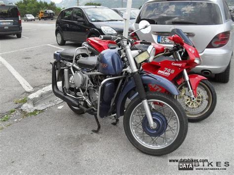 Edoardo bianchi started his bicycle manufacturing business in a small shop on milan's via nirone in. 1961 Moto Bianchi
