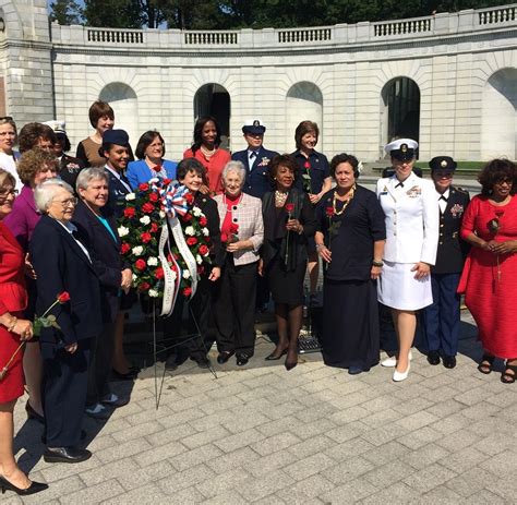 Aumua And The House Caucus On Womens Issues Lay Wreath At Arlington