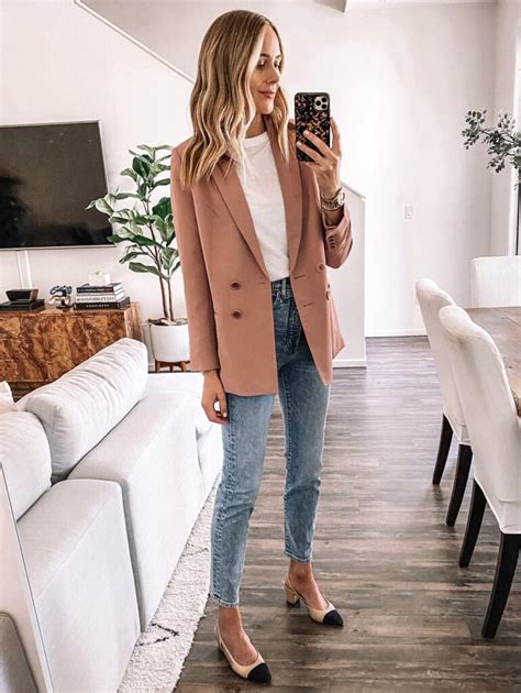Smart Casual Attire Guide For Women 32 Outfits For 2023
