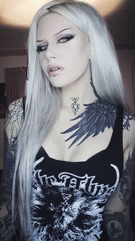 Pin By Hasnain Raja On Walpepr Hot Goth Girls Girl Tattoos Goth Beauty